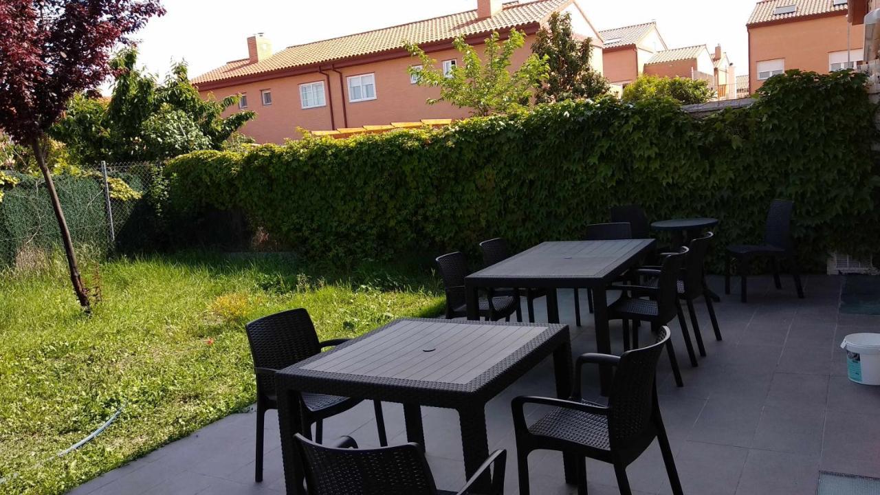 Pensión Borja Exterior foto